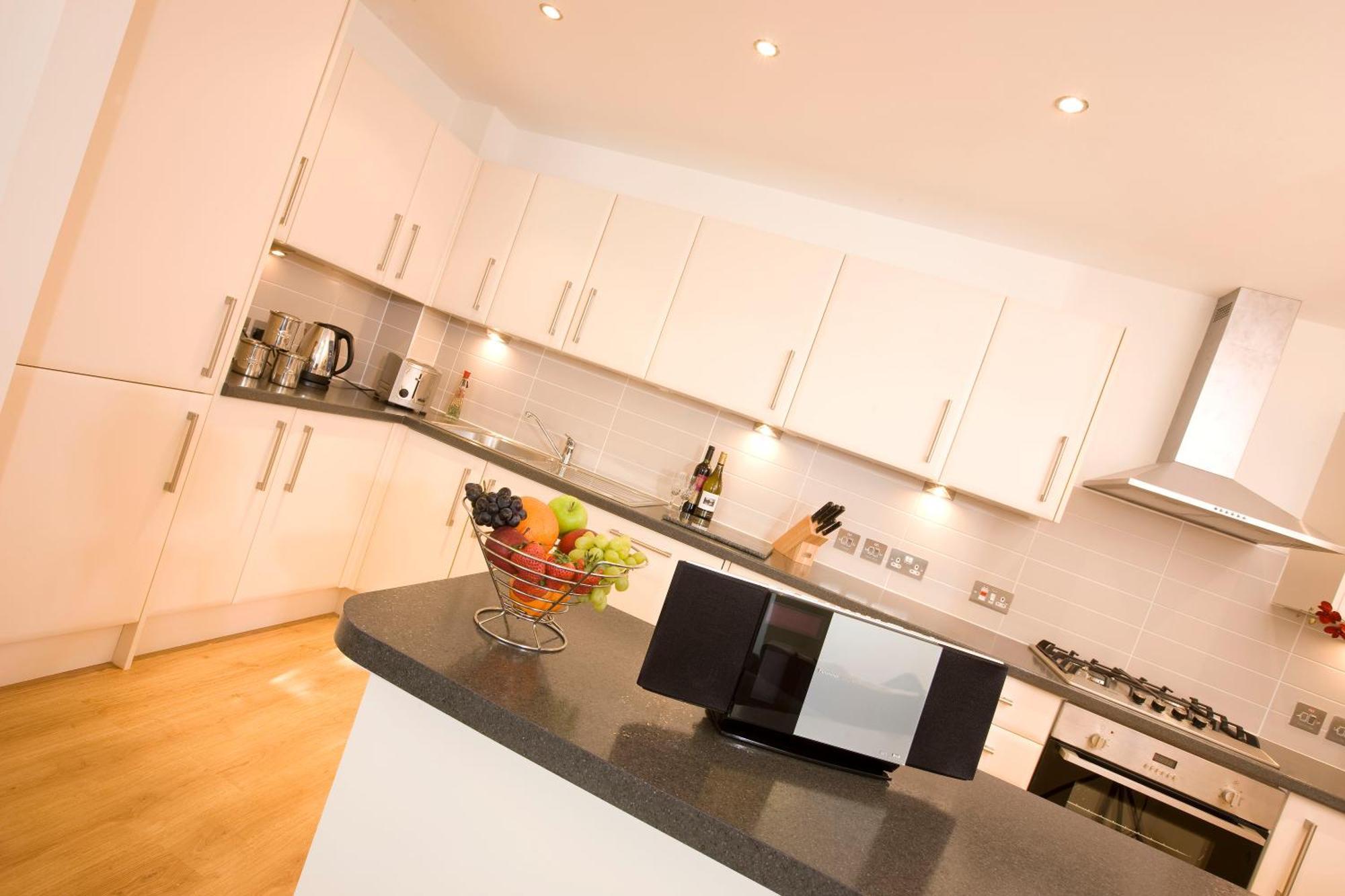 Inverness City Suites Εξωτερικό φωτογραφία